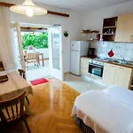 公寓 By The Sea Barbat, Rab - 14884 Barbat na Rabu