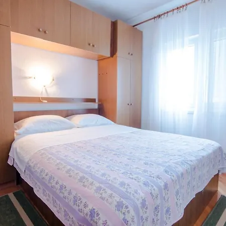 アパート By The Sea Barbat, Rab - 14884 Barbat na Rabu